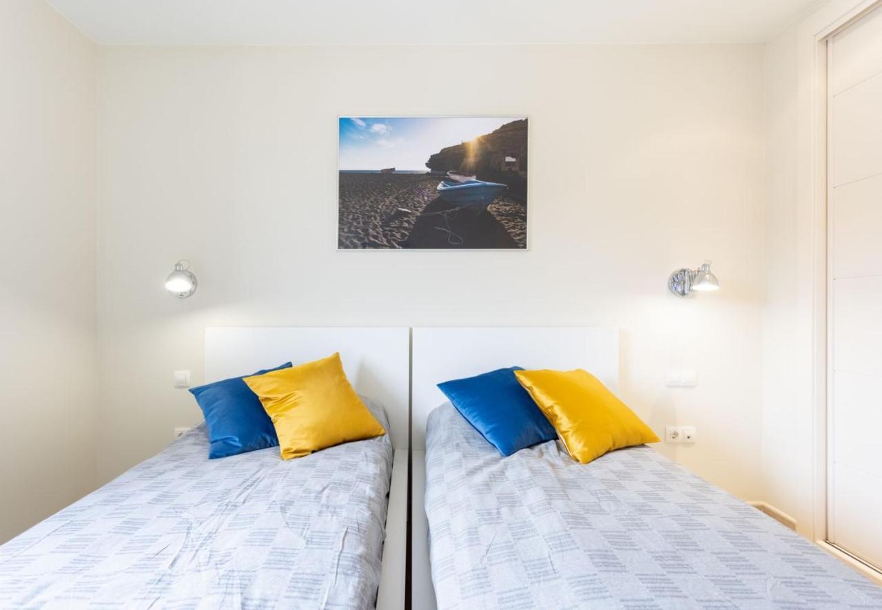 קוסטה דה אנטיגואה Sunny Castillo Apartment מראה חיצוני תמונה